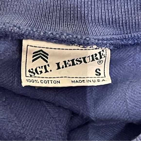 Blue Hawaii Theme Light Sweatshirt - Picture 7 of 11